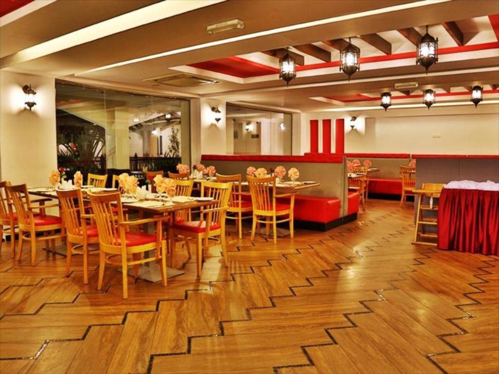 Johny International Hotel Maszkat Kültér fotó